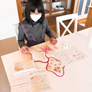 小学生の布ナプキンワークショップ