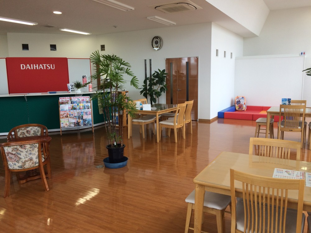 広々とした店内